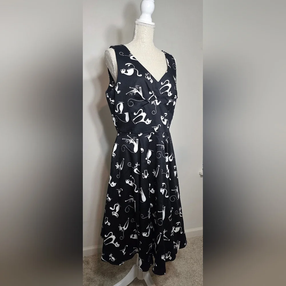 Eva Rose Like New Elegant Black and White Cat Print Dress, Size XL - Picture 4 of 13